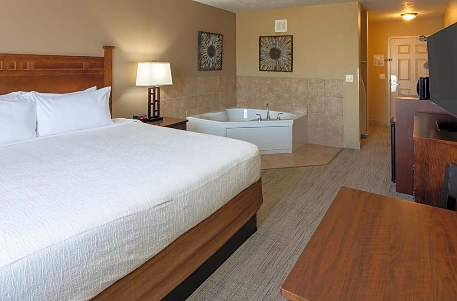 GrandStay Inn & Suites of Luverne