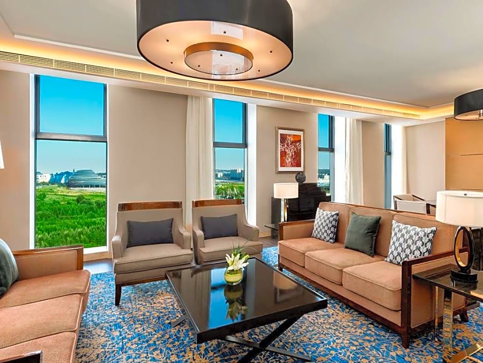 Sheraton Changchun Jingyuetan Hotel