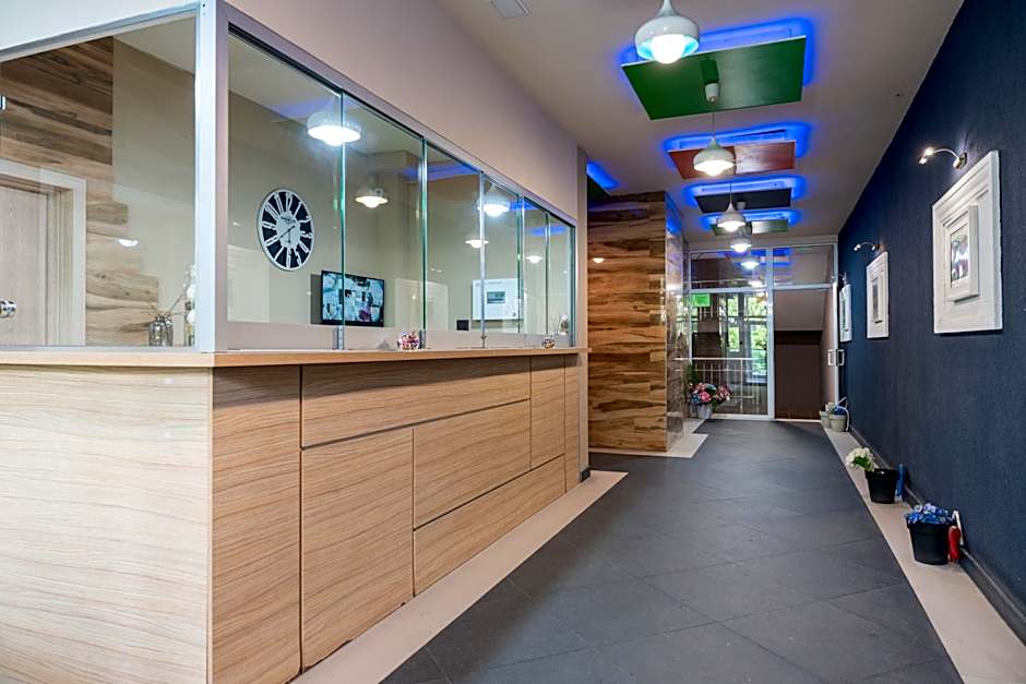 RCR Einstein studios 2