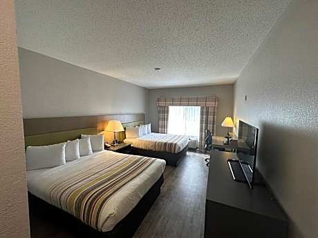 Queen Room with Two Queen Beds - Non-Smoking