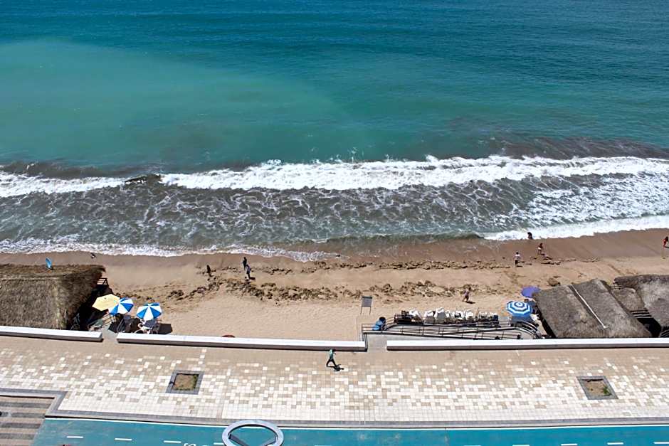 Hotel Playa Marina