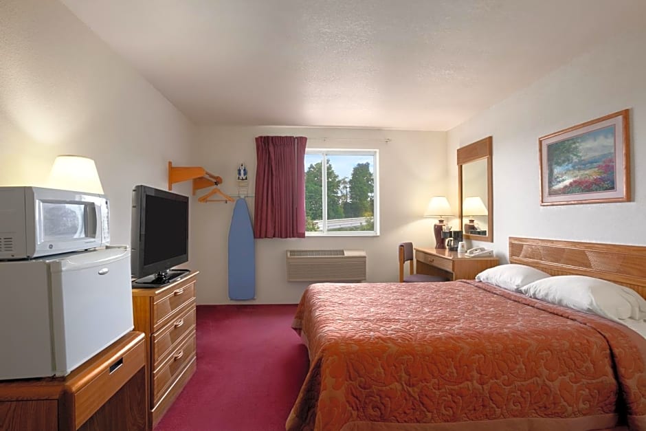 Super 8 by Wyndham Johnstown