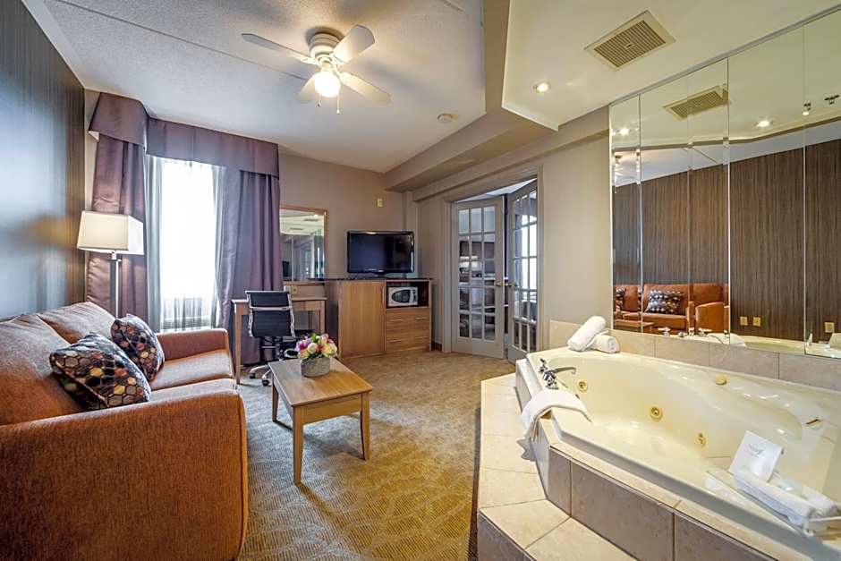 Monte Carlo Inns Airport Suites