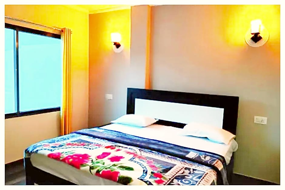 Goroomgo Mohit Paying Guest House Varanasi