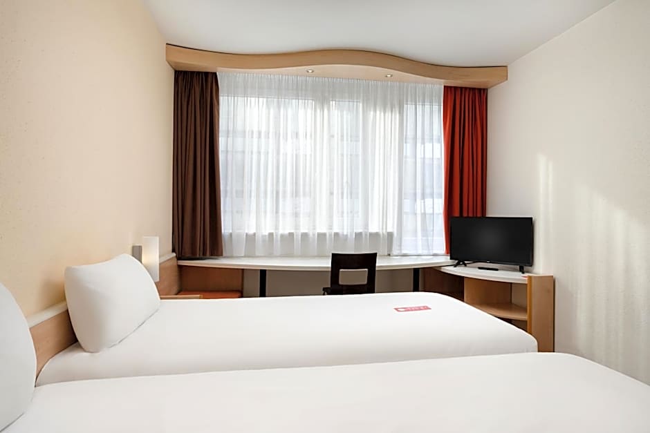 Ibis Budapest City
