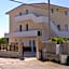 Villa Uria monolocali con e senza angolo cottura