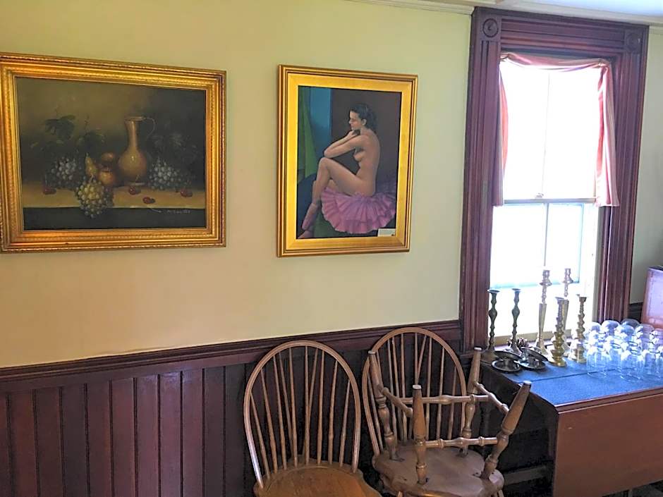 Center Lovell Inn