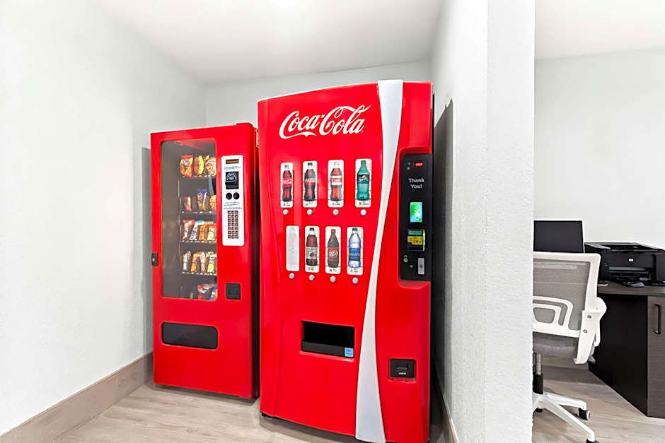 SureStay Hotel by Best Western Groves