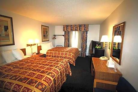 Superior Queen Room with Two Queen Beds