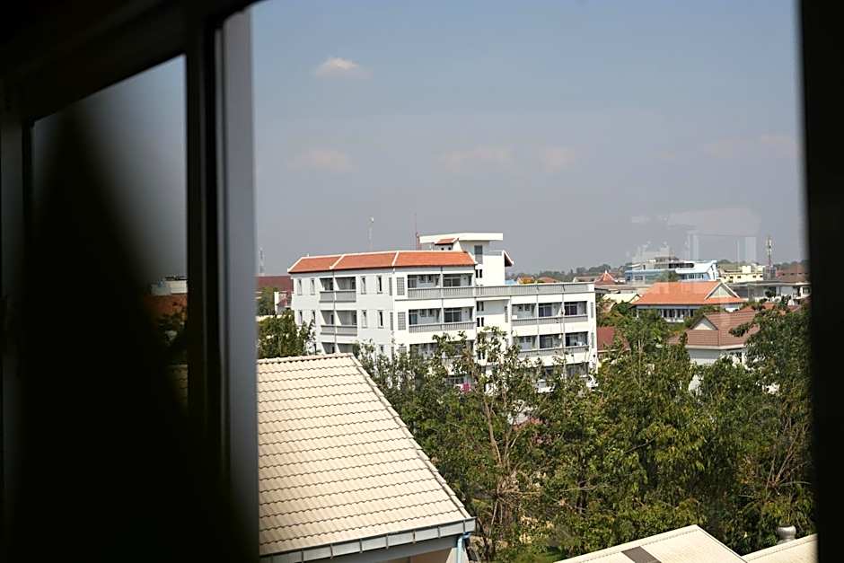 Hello Cambodia Boutique