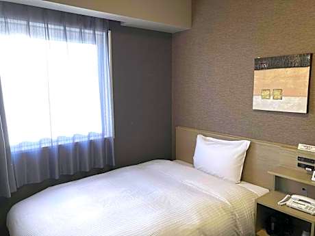 Standard Single Room - Smoking