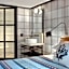 Moxy Banff