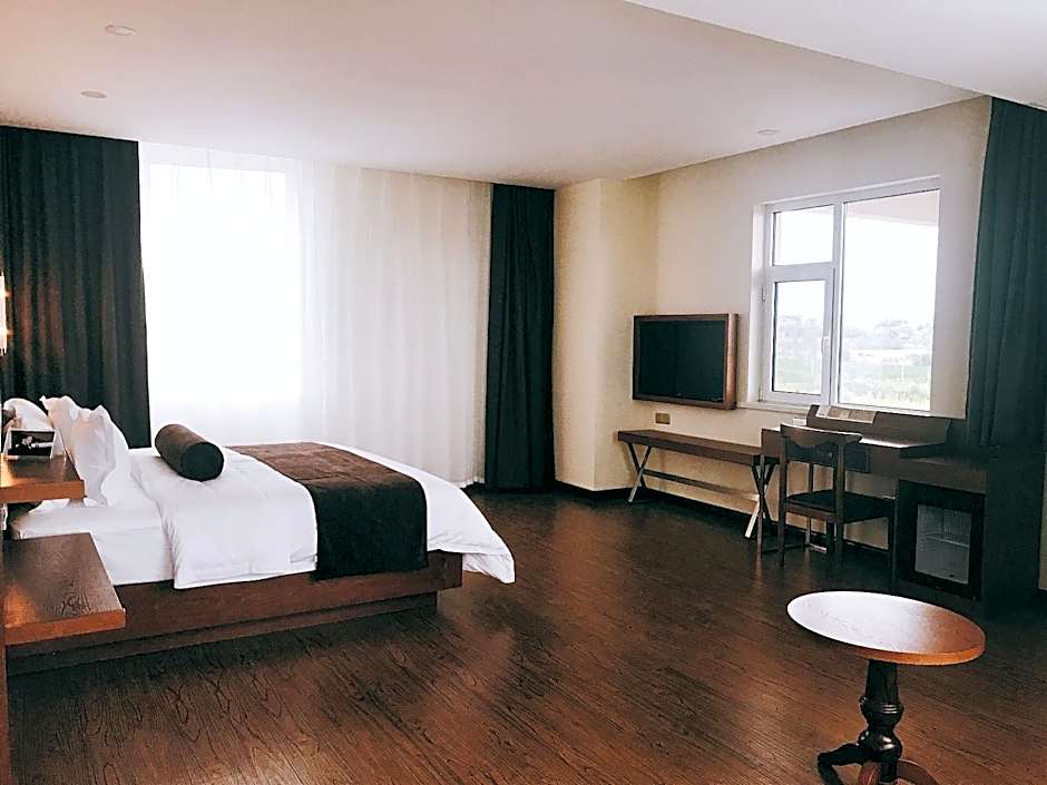 James Joyce Coffetel Qinhuangdao Wanda Plaza Railway Station