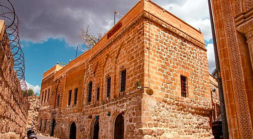 Mons Masius Boutique Hotel Teras