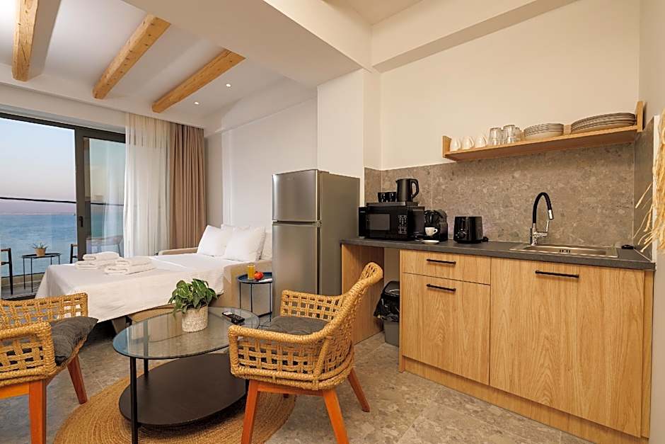 Soho SeaFront Suites