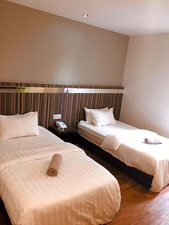 KINO HOTEL