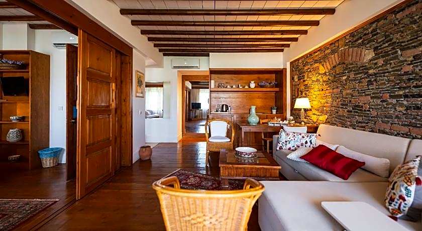 El Vino Hotel Suites