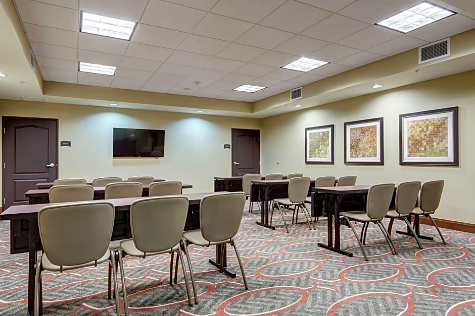 Staybridge Suites : St Louis - Westport By IHG