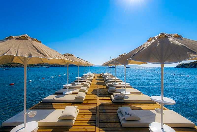 La Brezza Suite & Hotel