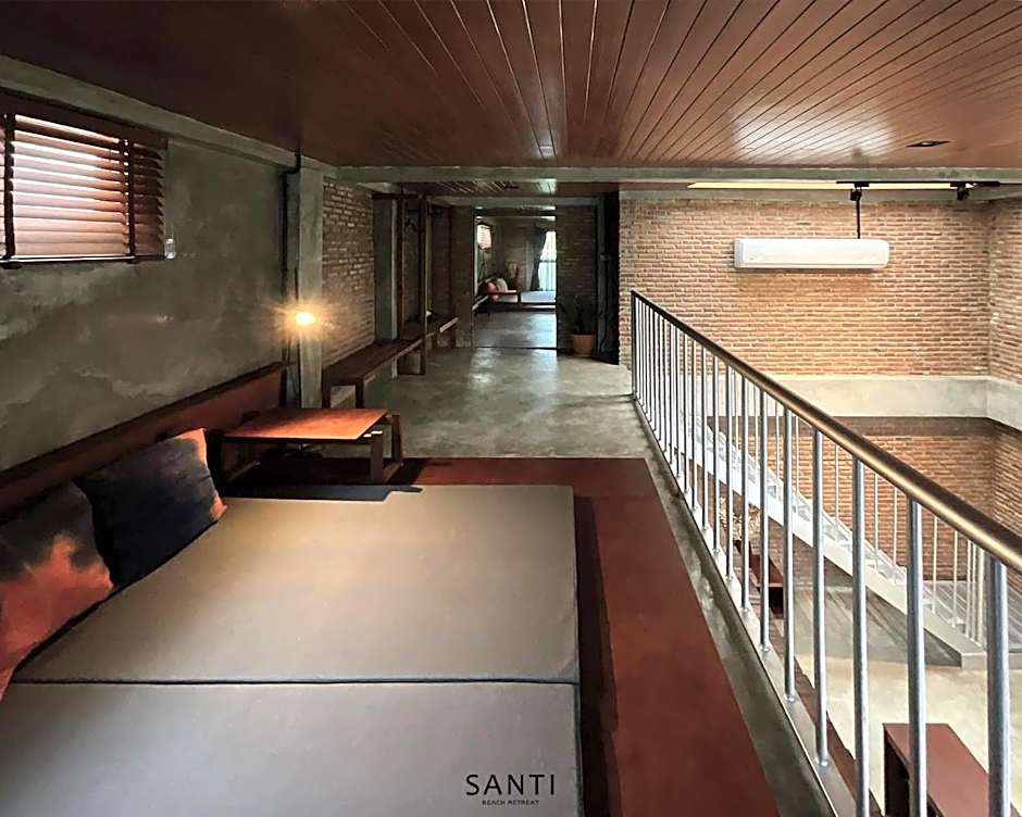 SANTI beach retreat