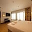 V Center Hotel