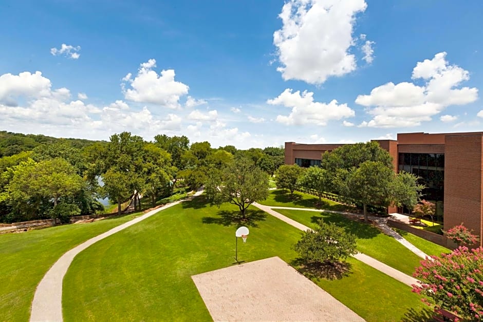 Hilton DFW Lakes Executive Conference Center