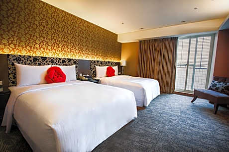 Exquisite Family Room