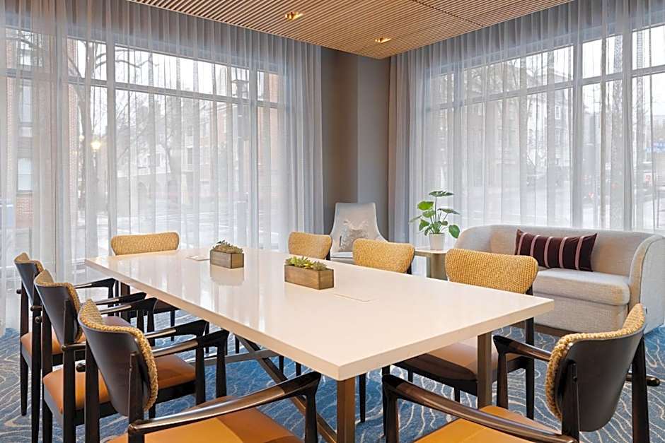 Hotel Indigo Old Town Alexandria By IHG