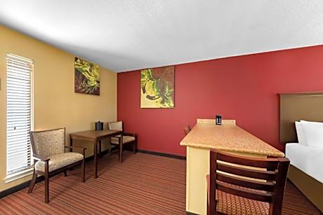 Queen Suite with Two Queen Beds