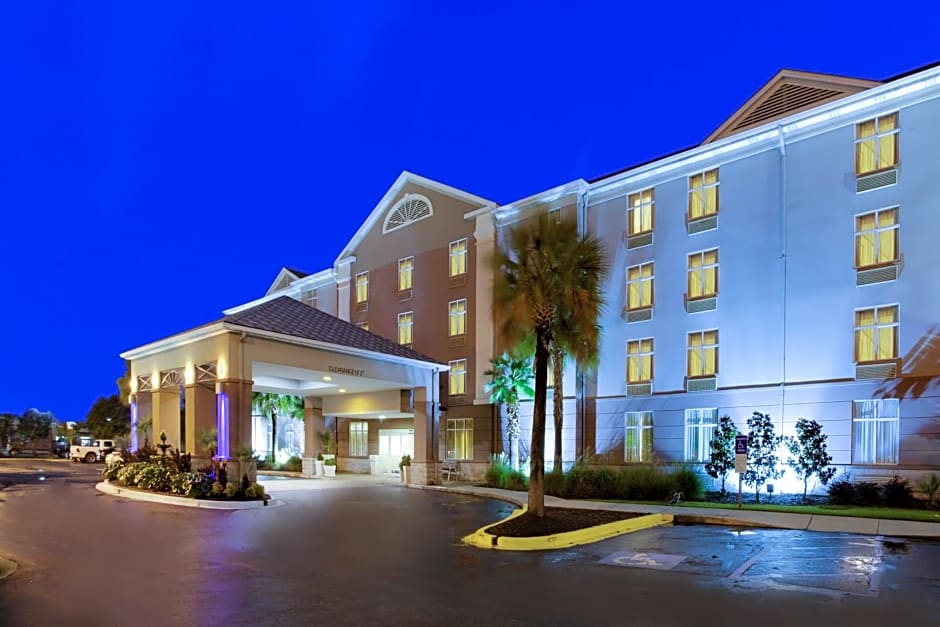 Holiday Inn Express Hotel & Suites Charleston-Ashley Phosphate, an IHG Hotel