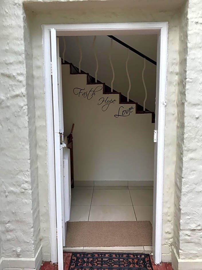 Mi Casa Sucasa Manor