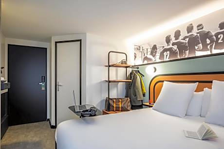 Standard Room-One Double Bed