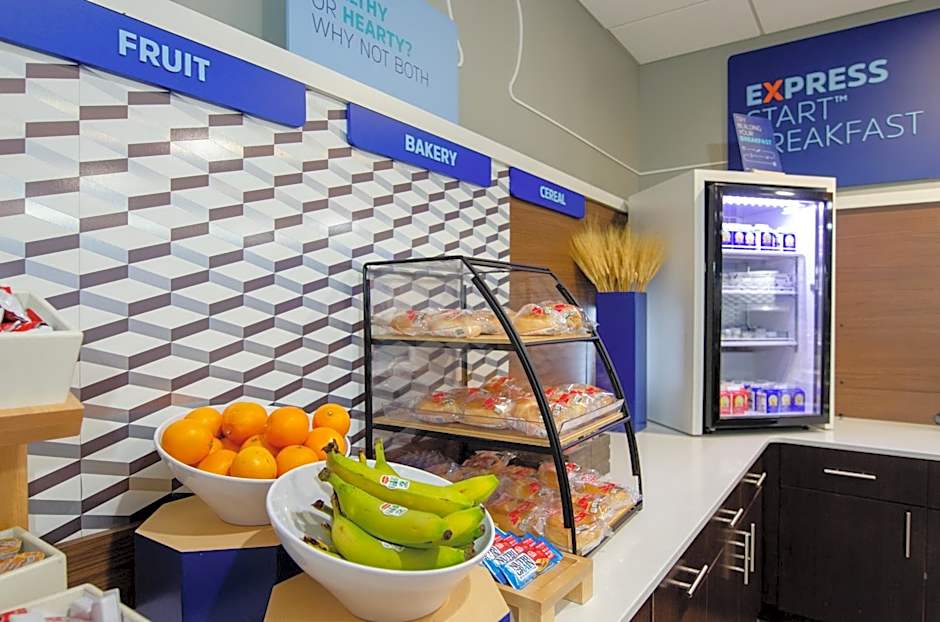 Holiday Inn Express Hotel & Suites Atlanta Airport West - Camp Creek By IHG