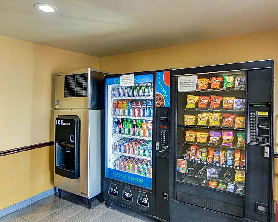 Quality Inn DFW Airport North
