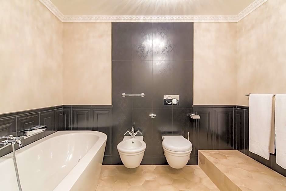 Rubin Luxury Apartments