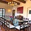 Hotel Hacienda Los Laureles