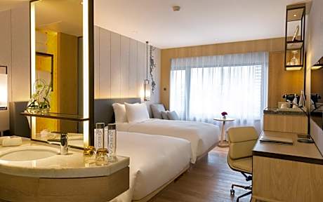 Premier Twin Room
