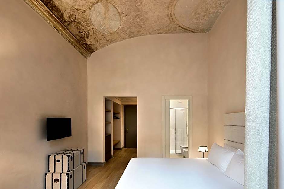 Opera35 Boutique Hotel