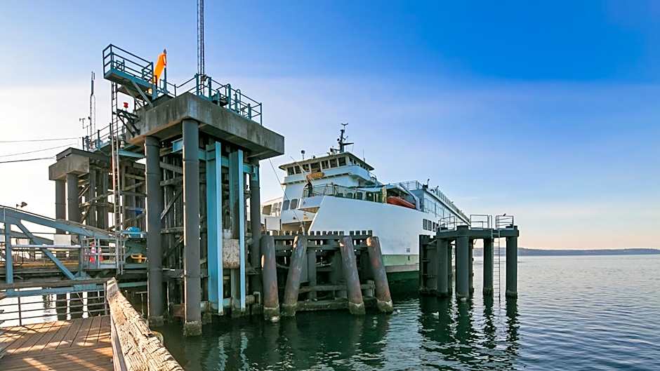 Holiday Inn Express Hotel & Suites Everett By IHG