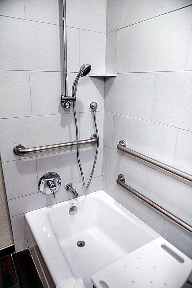 Hotel Siri Downtown - Paso Robles