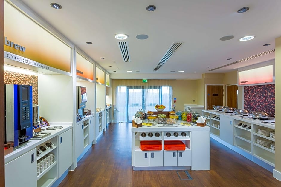 Hampton By Hilton Exeter Airport