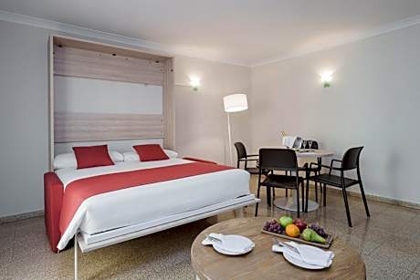 One Bedroom Apartment - 1 or 2 beds