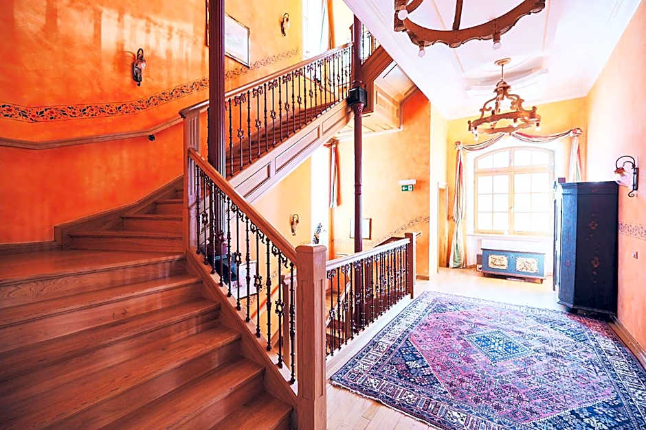 Hotel & Restaurant Waldschloss