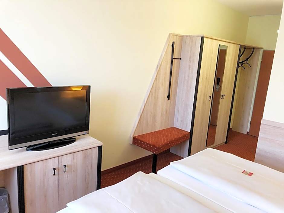 NOVINA HOTEL Sudwestpark