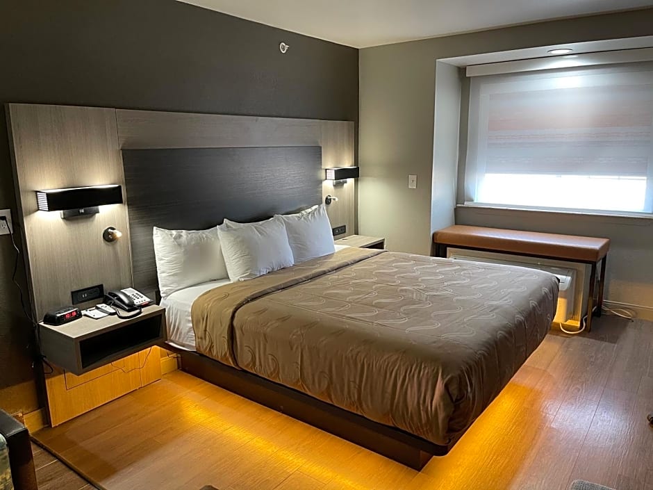 Quality Inn & Suites North Mesquite I-30