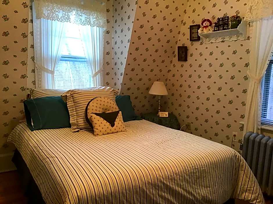 Brookview Manor Inn