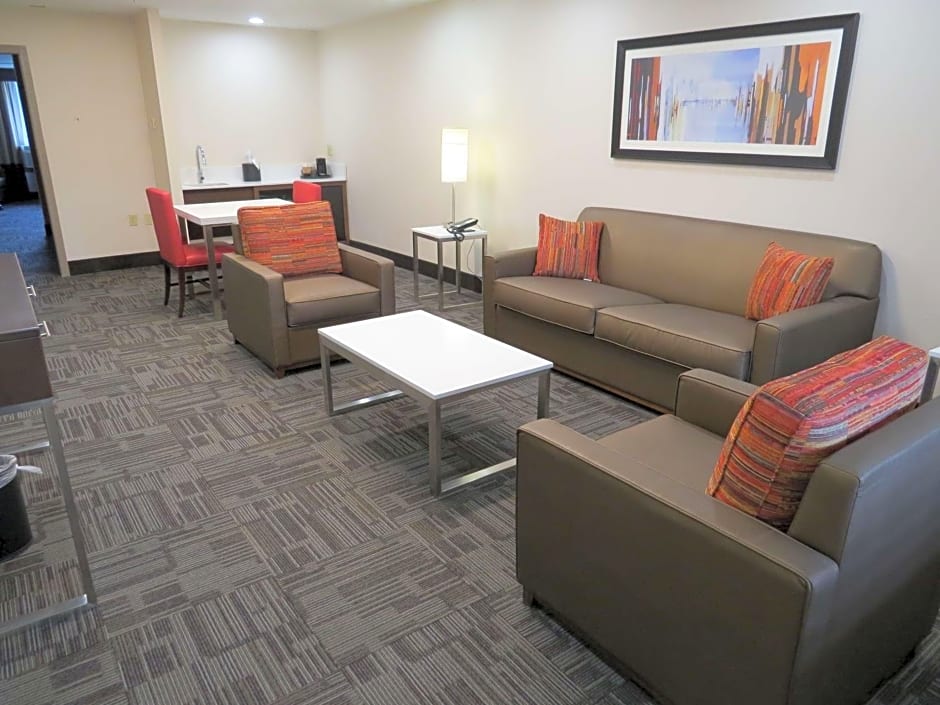 Holiday Inn Brookfield - Milwaukee, an IHG Hotel