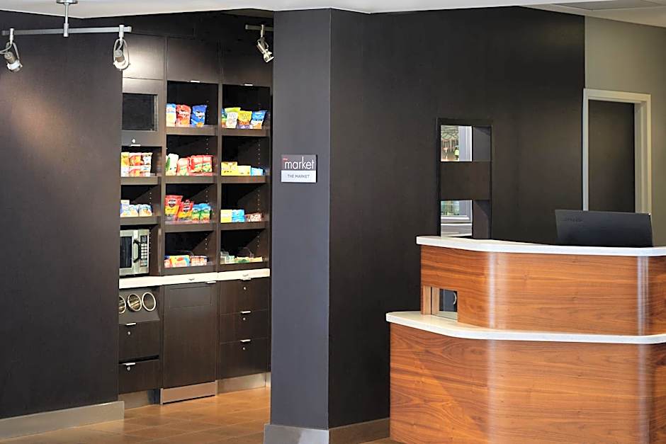 Courtyard by Marriott Memphis Airport