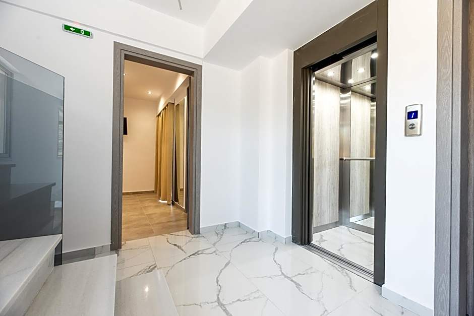 Airscape Hotel Free Shuttle From And To Athen's Airport