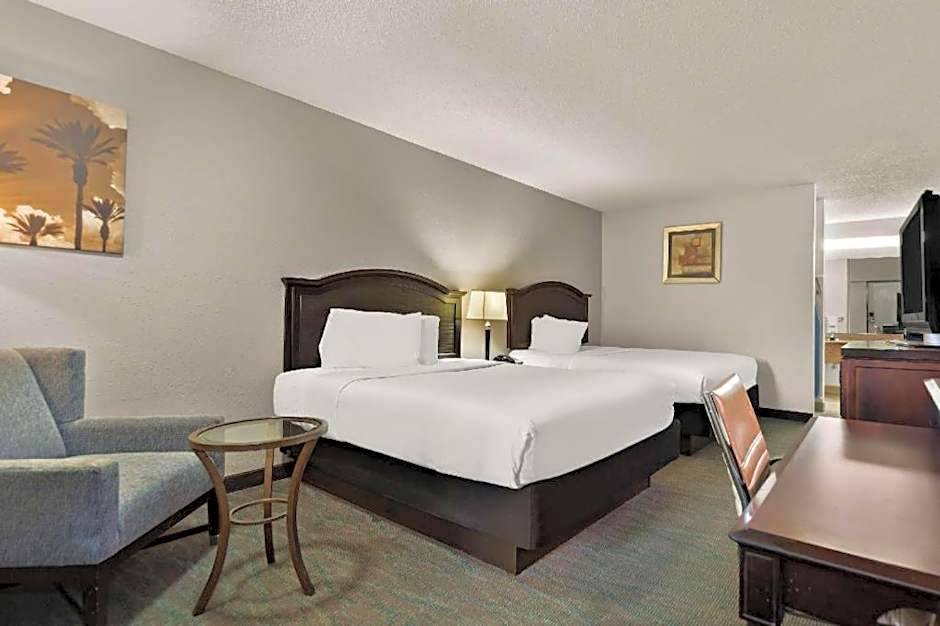 Rodeway Inn Lumberton Central